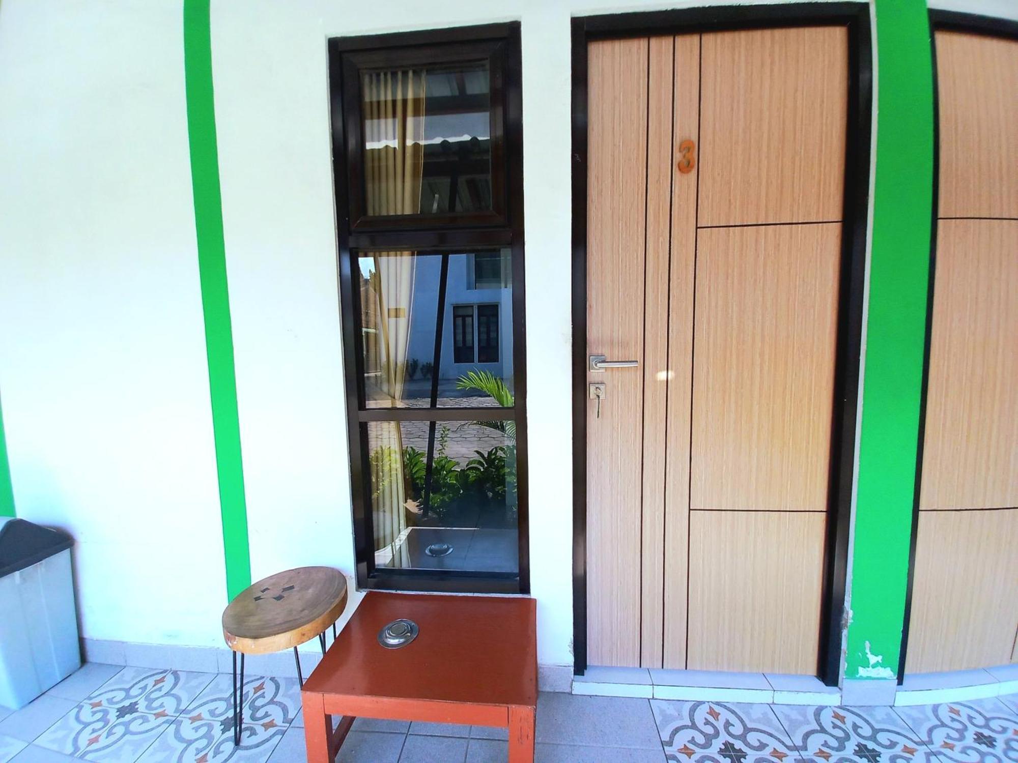 Hotel Jogja Kili Suci By Simply Homy Γιογκιακάρτα Εξωτερικό φωτογραφία